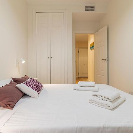 Allo Apartments Santo Domingo 2 Habitaciones - Parking Jerez de la Frontera Eksteriør bilde