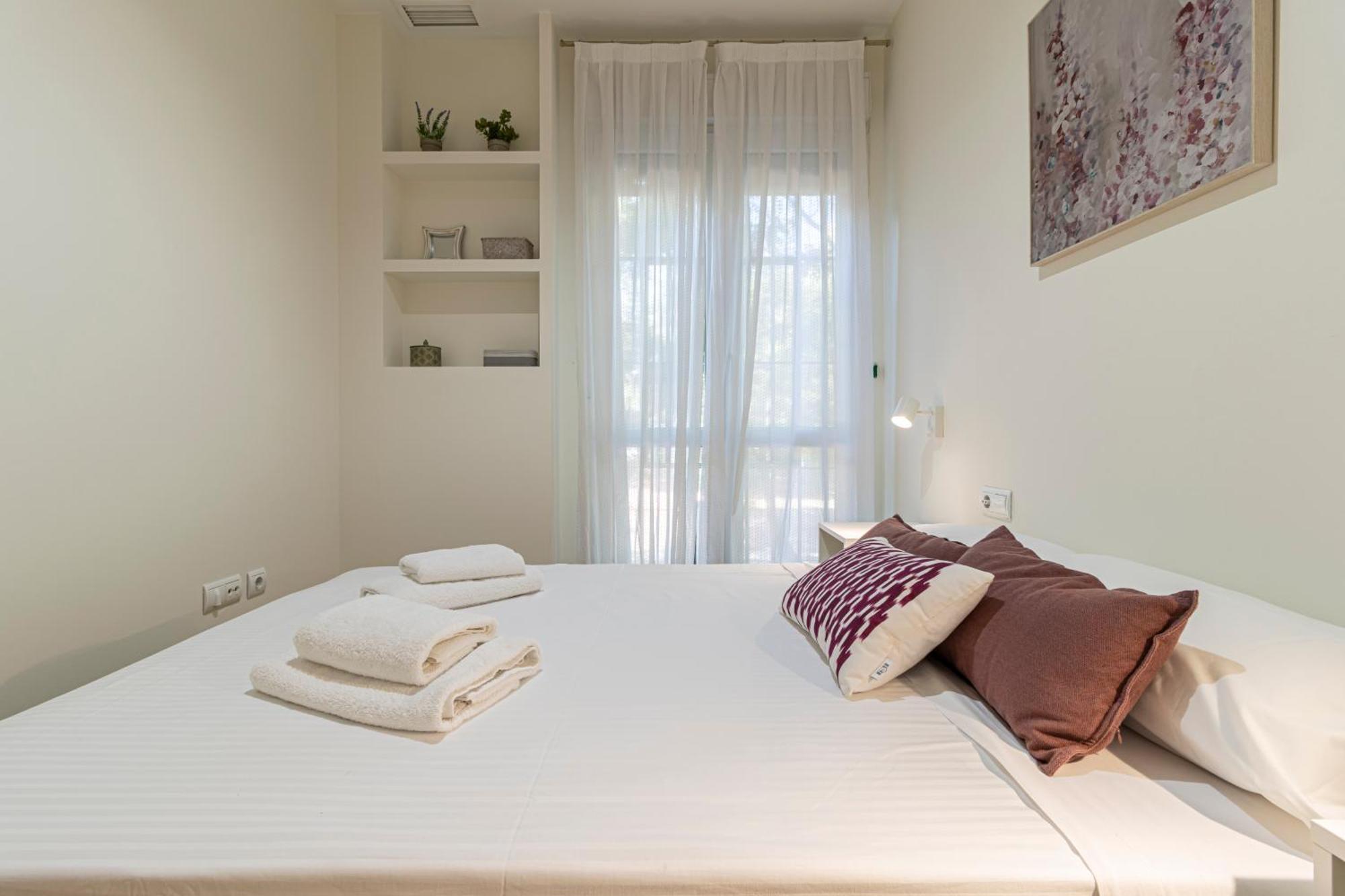 Allo Apartments Santo Domingo 2 Habitaciones - Parking Jerez de la Frontera Eksteriør bilde